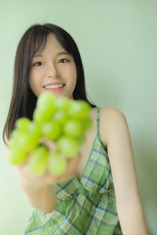 双乳丰满的女学生电影